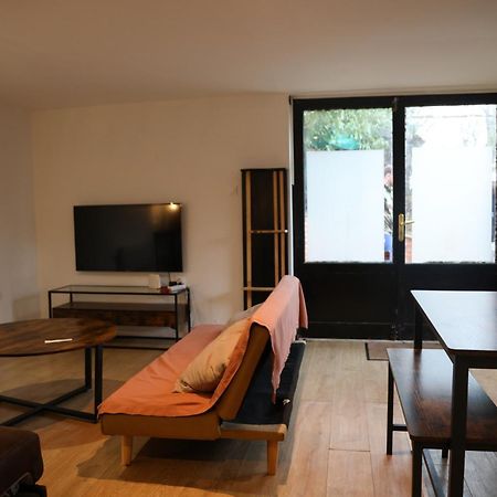 Appartement Avec Une Chambre Монлери Экстерьер фото